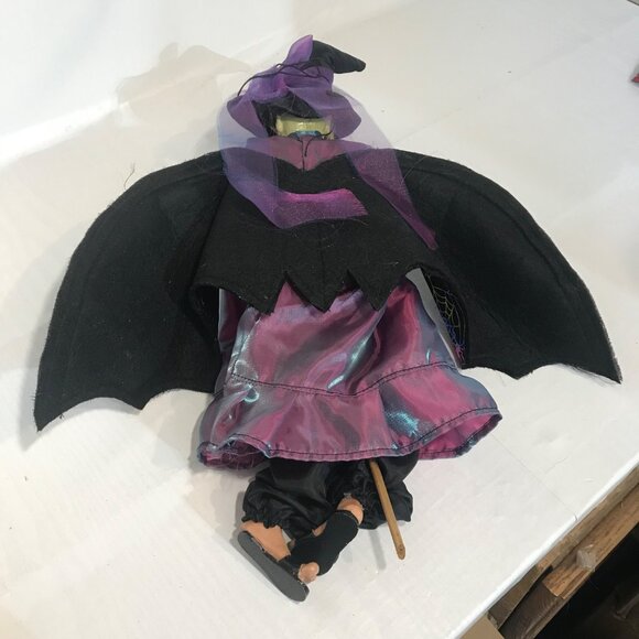 Vintage Halloween Witch Doll With LED Lights & Sound Wings Move Ganz ? - Picture 9 of 11